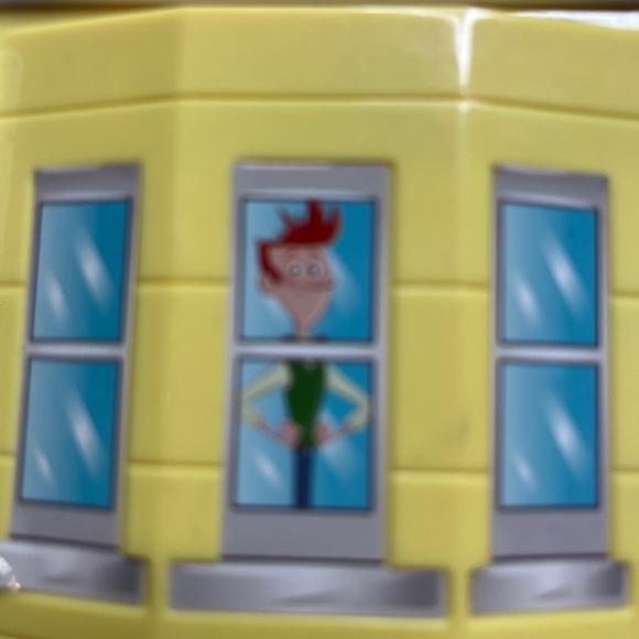 Puppy dog pals stow & go house with Rolly & Bingo Figures - Picture 5 of 8